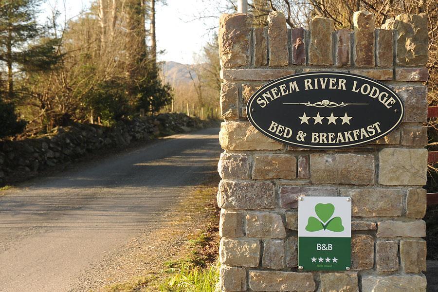 Sneem River Lodge Bed & Breakfast المظهر الخارجي الصورة